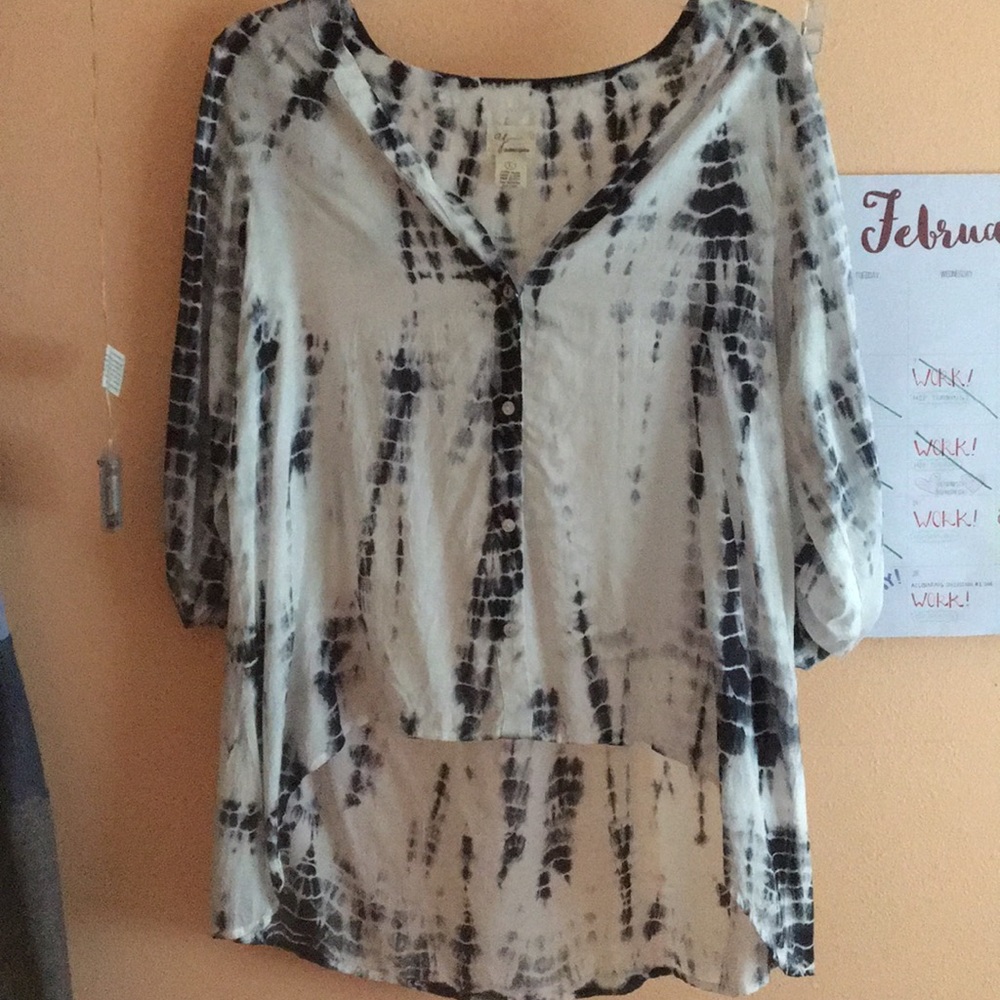 High low AJ Blouse